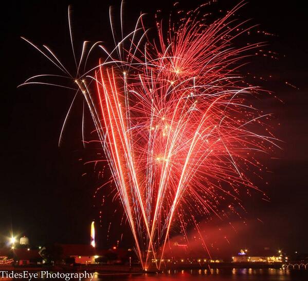 Fireworks and Fun Fill The Air On July 4 | Broadway at the Beach